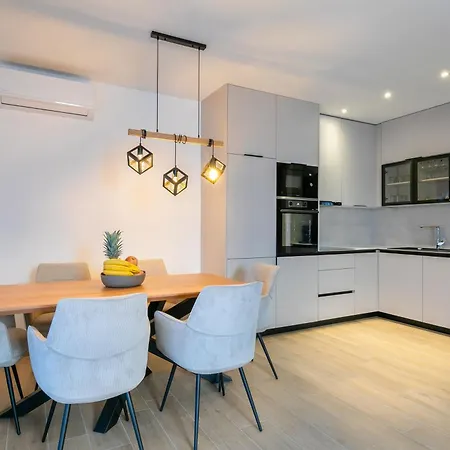Korkyra - Happy Apartman